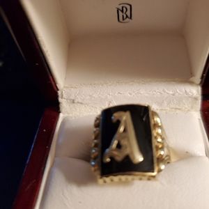 Vintage A 14k gold Men Ring sz 8.5